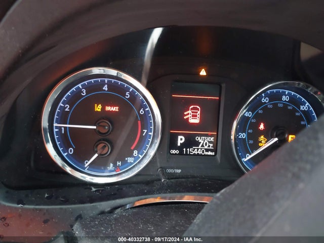Toyota COROLLA L 2018 5YFBURHEXJP770425 Image 7