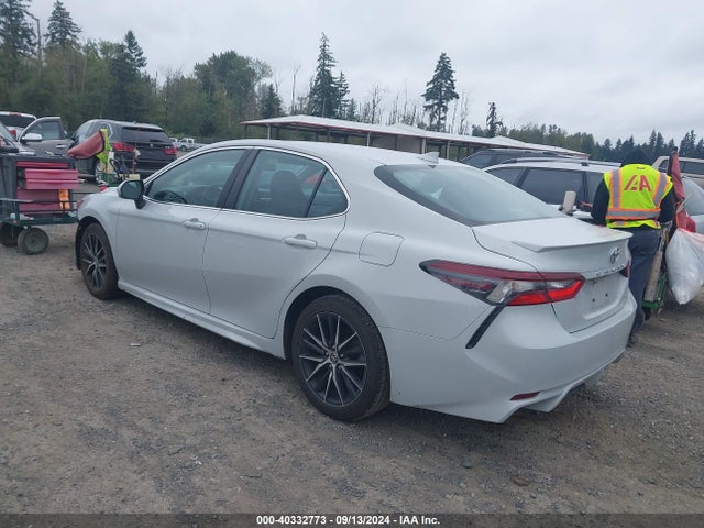 Toyota CAMRY SE 2022 4T1G11AK2NU065865 Image 3