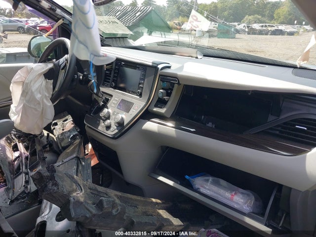 Toyota Sienna Xle 8 Passenger 2018 5TDYZ3DC2JS906910 Image 5
