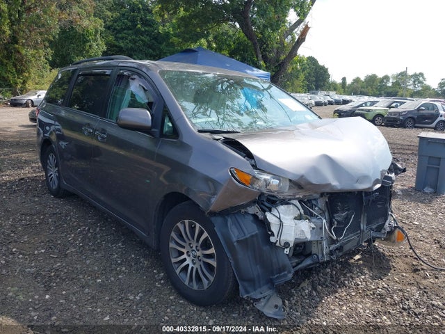 Toyota Sienna Xle 8 Passenger 2018 5TDYZ3DC2JS906910 Image 6