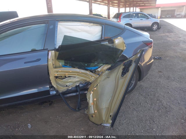 2023 TESLA MODEL 3 5YJ3E1EA6PF450530 Photo 5