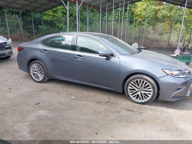 Lexus ES 350 2016 JTHBK1GG6G2218341 Image 13