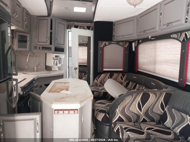 Продажа на аукционе авто 2007 Weekend Warrior Toy Hauler, vin: 5HRSS403X7C019511, номер лота: 40332955
