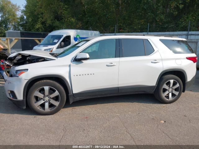 1GNEVHKW9KJ257590 Chevrolet Traverse 3lt
