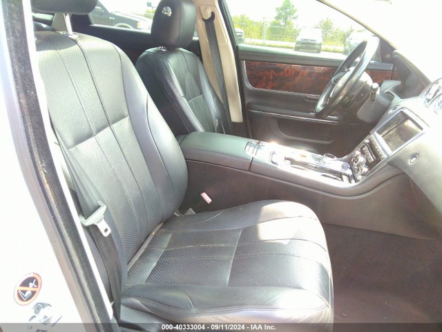 2013 JAGUAR XJ SAJWA1C76D8V41889 Photo 4