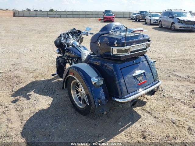 2012 HARLEY-DAVIDSON FLHTCUTG 1HD1MAM15CB852434 Photo 2