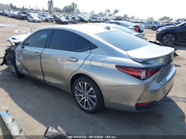 58ADA1C11MU001461 Lexus ES 300H