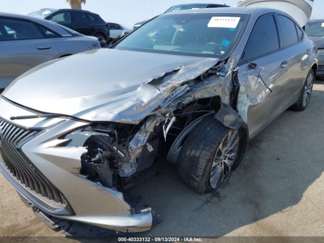 58ADA1C11MU001461 Lexus ES 300H