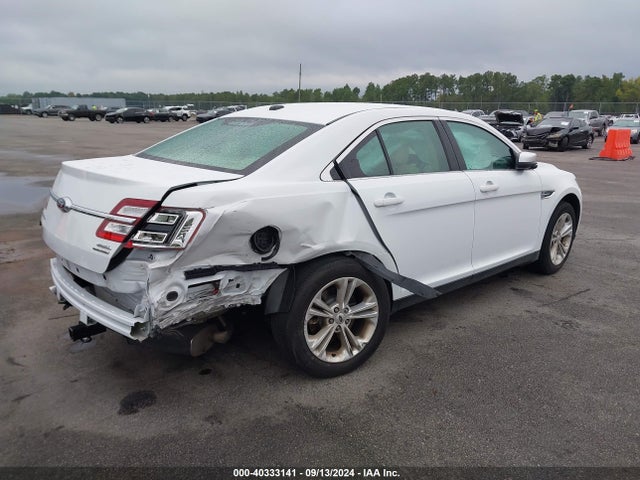 Ford TAURUS SEL 2019 1FAHP2E8XKG100194 Image 4