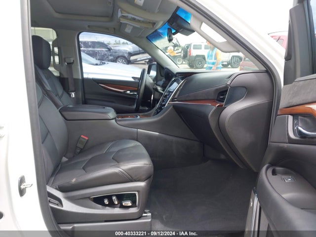 1GYS3BKJ5GR349298 Cadillac Escalade Luxury Collection