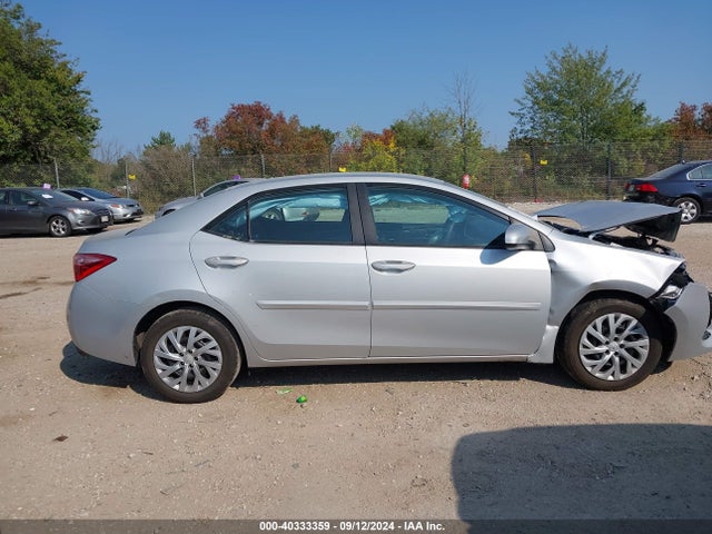 Toyota COROLLA LE 2018 2T1BURHE3JC029226 Image 13