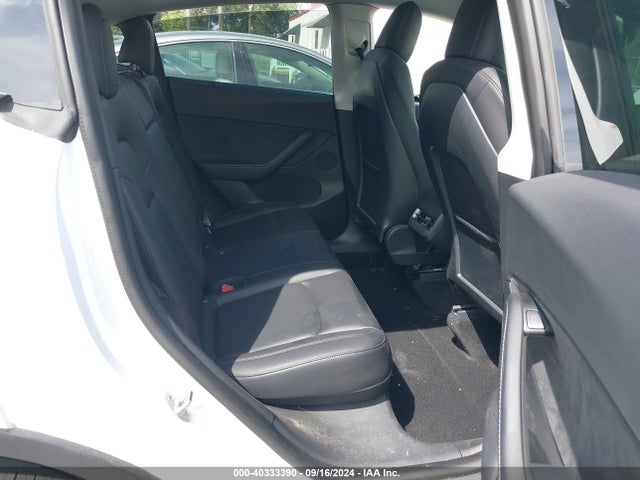 2021 TESLA MODEL Y 5YJYGDEE8MF191541 Photo 7