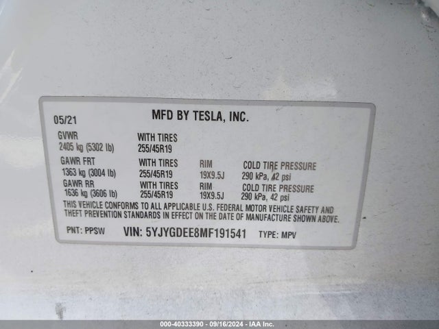 2021 TESLA MODEL Y 5YJYGDEE8MF191541 Photo 8