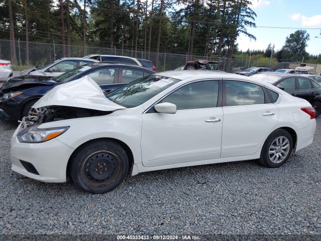 Nissan Altima 2.5 S 2018 1N4AL3AP9JC218971 Image 14