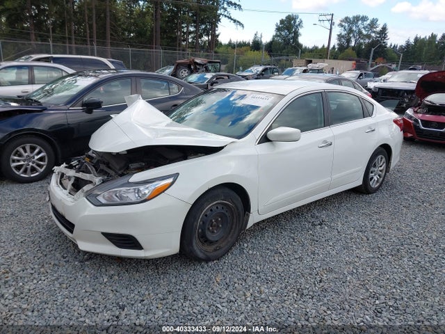 Nissan Altima 2.5 S 2018 1N4AL3AP9JC218971 Image 2