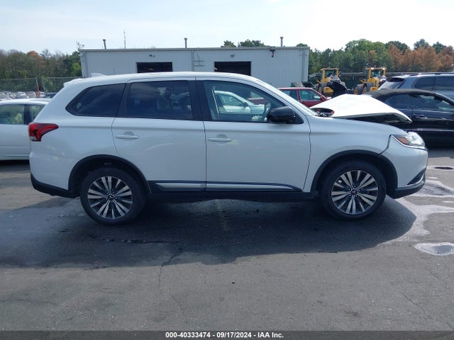 JA4AD2A39KZ055519 Mitsubishi Outlander Es