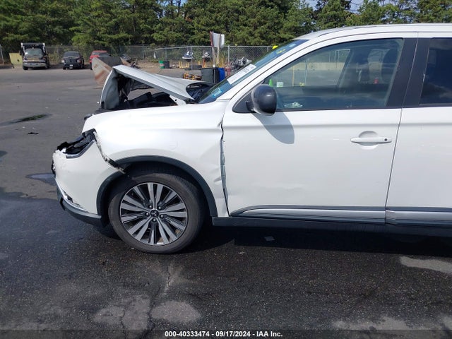 JA4AD2A39KZ055519 Mitsubishi Outlander Es