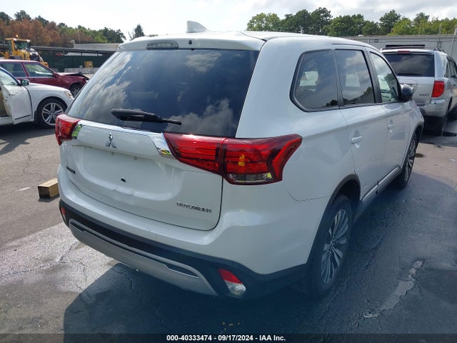 JA4AD2A39KZ055519 Mitsubishi Outlander Es