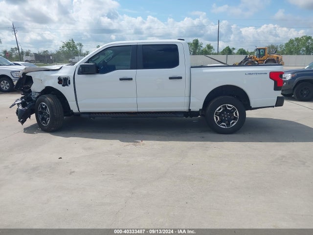 Ford F-150 Lightning Pro 2022 1FTVW1EL8NWG00282 Image 14