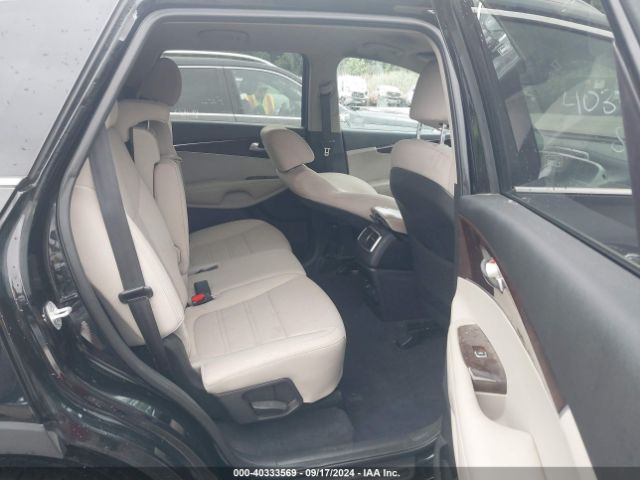 5XYPG4A52HG307607 KIA Sorento 3.3l Lx