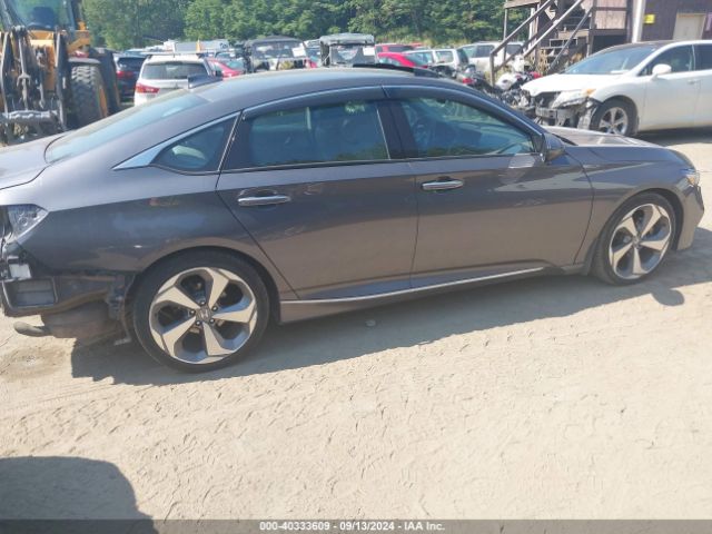 1HGCV2F90JA003493 Honda Accord Touring 2.0t