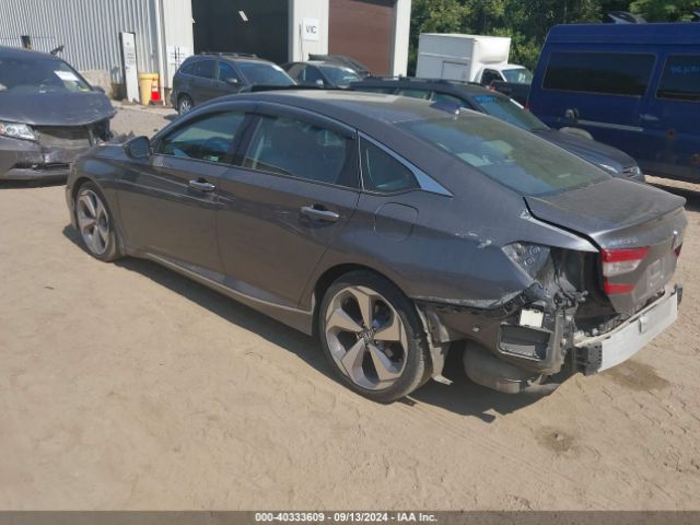 1HGCV2F90JA003493 Honda Accord Touring 2.0t