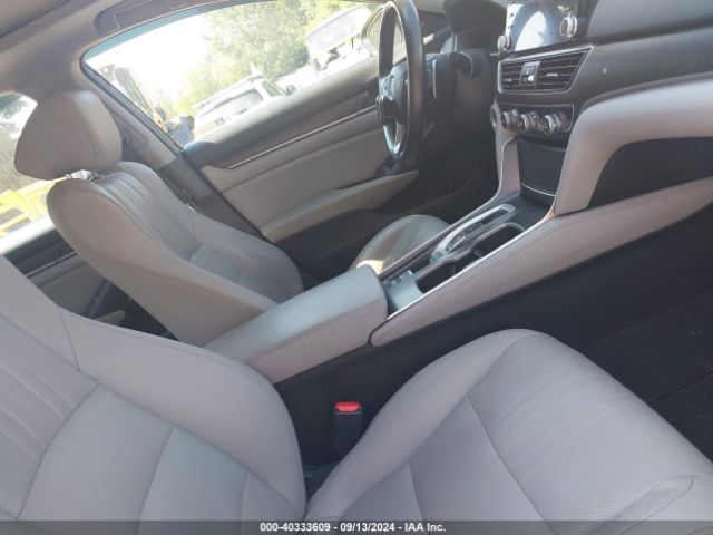 1HGCV2F90JA003493 Honda Accord Touring 2.0t
