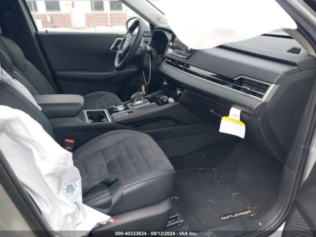 JA4J4UA83PZ049729 Mitsubishi Outlander Se 2.5 S-awc