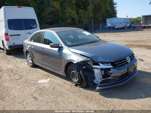 2017 3VW167AJ7HM388515 main image