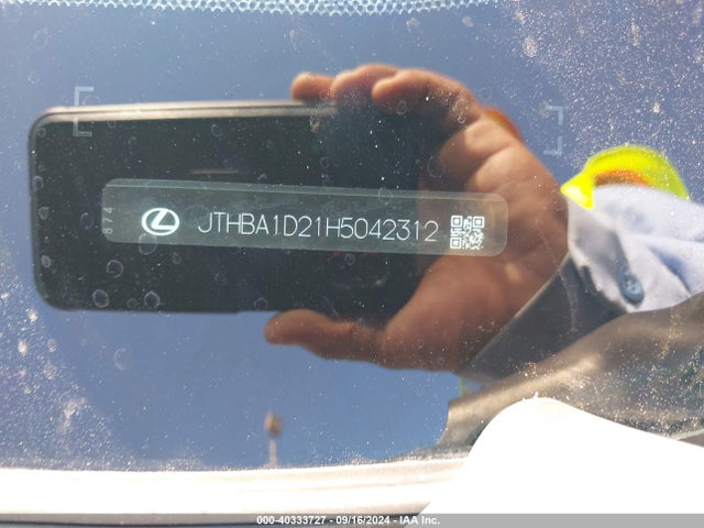 Lexus IS 200T 2017 JTHBA1D21H5042312 Image 9