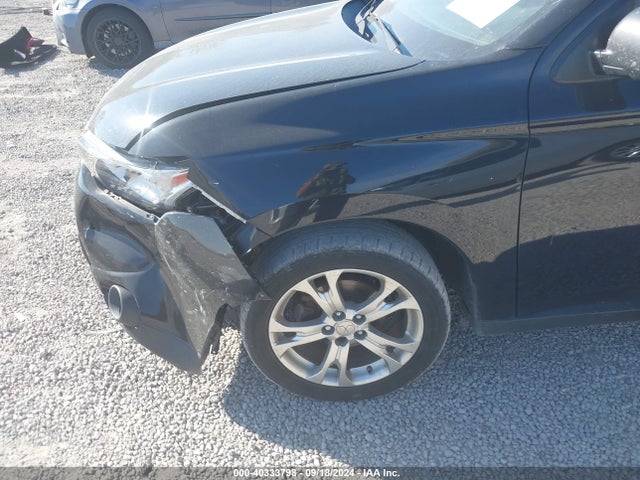 JA4AD3A37EZ003509 Mitsubishi Outlander Se