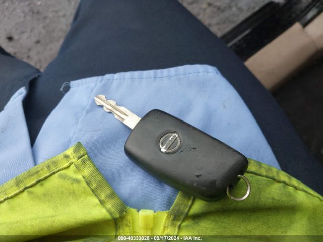 KNMAT2MVXFP558211 Nissan ROGUE S