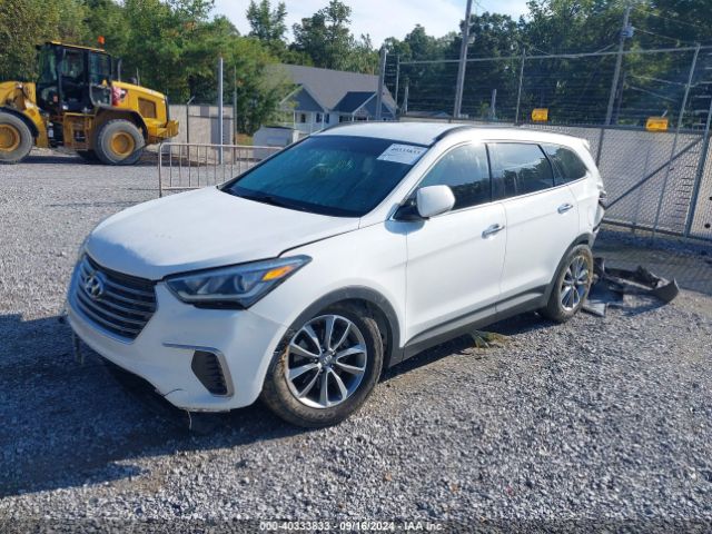 KM8SMDHF0HU224656 Hyundai Santa Fe Se