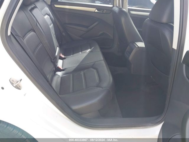 1VWAT7A34FC061515 Volkswagen Passat 1.8t Wolfsburg Edition