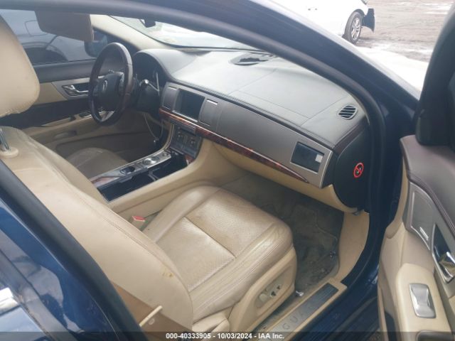 2009 JAGUAR XF SAJWA06B29HR39571 Photo 4