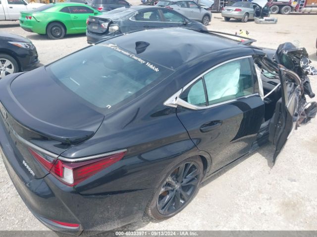 58ABA1C1XRU039852 Lexus Es 300h F Sport Handling