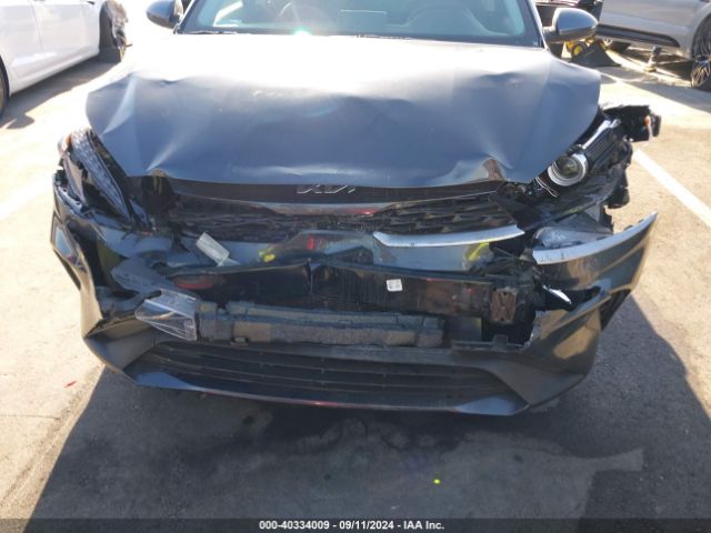 3KPF24AD6PE566047 KIA FORTE LX