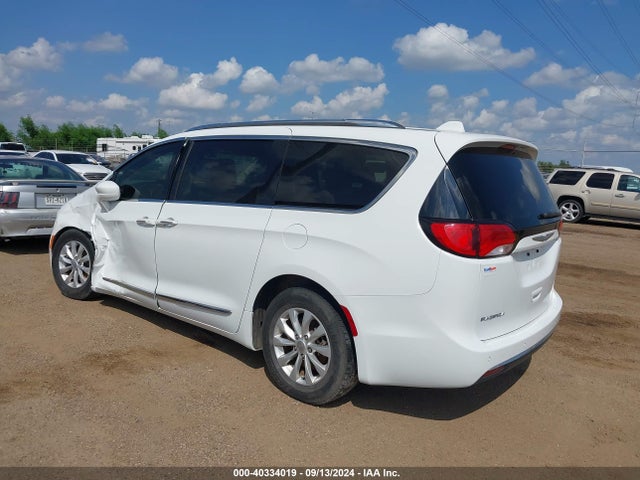 Chrysler Pacifica Touring L 2018 2C4RC1BG1JR120511 Image 3