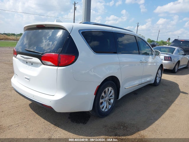 Chrysler Pacifica Touring L 2018 2C4RC1BG1JR120511 Image 4
