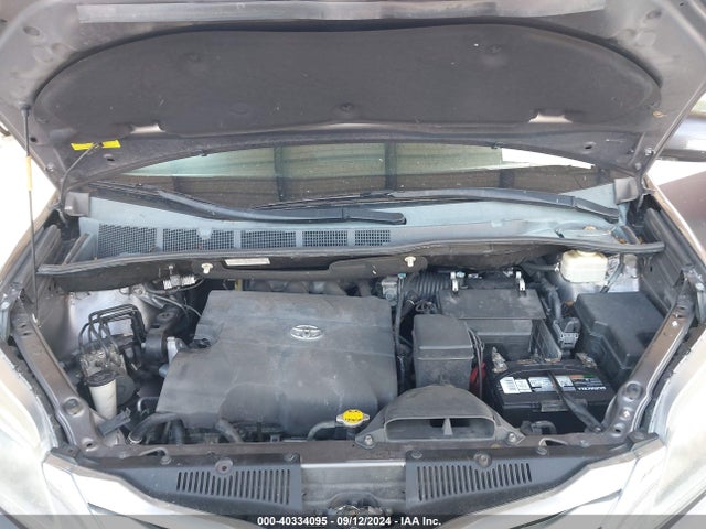 Toyota Sienna Limited 7 Passenger 2015 5TDYK3DC0FS590533 Image 10