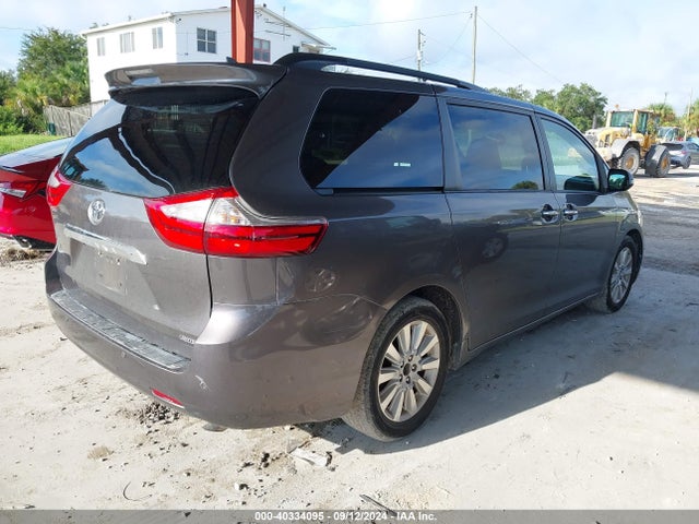 Toyota Sienna Limited 7 Passenger 2015 5TDYK3DC0FS590533 Image 4