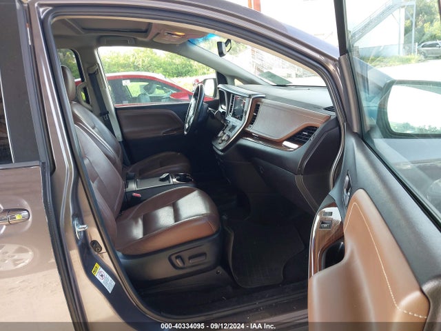 Toyota Sienna Limited 7 Passenger 2015 5TDYK3DC0FS590533 Image 5