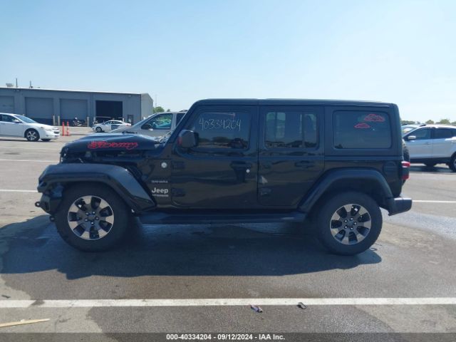 1C4HJXEG5JW130465 Jeep Wrangler Unlimited Sahara