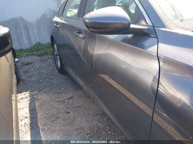 Honda Accord 2019 1HGCV1F18KA125329 Image 26