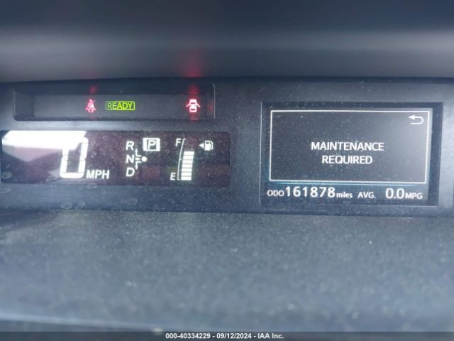JTDZN3EU6FJ025817 Toyota Prius V Three