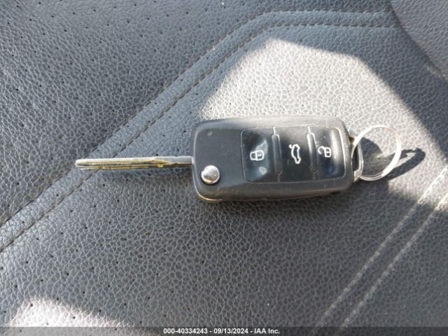 1VWAT7A32GC053835 Volkswagen Passat 1.8t R-line
