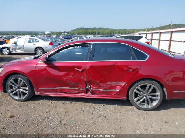 1VWAT7A32GC053835 Volkswagen Passat 1.8t R-line