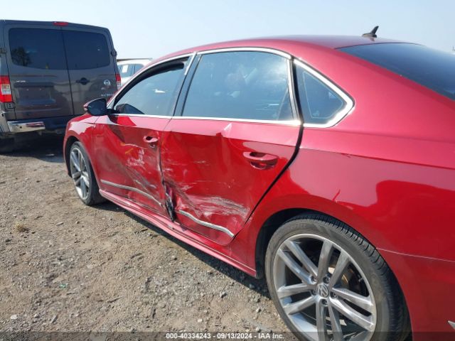 1VWAT7A32GC053835 Volkswagen Passat 1.8t R-line