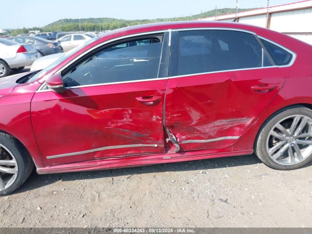 1VWAT7A32GC053835 Volkswagen Passat 1.8t R-line