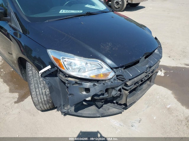 Ford FOCUS SE 2014 1FADP3F26EL418419 Image 14